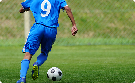 オールマイティに活躍できる選手を育成するFC.Arbolサッカースクールの子どもたち